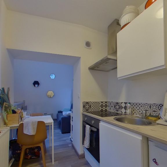 Location Appartement 2 pièces 30m² - Photo 1