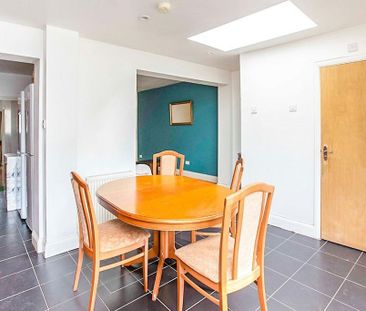 5 bedroom semi-detached house to rent - Photo 3