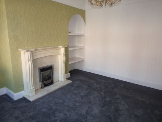2 Bed Terraced House, Longroyd Avenue, LS11 - Photo 1