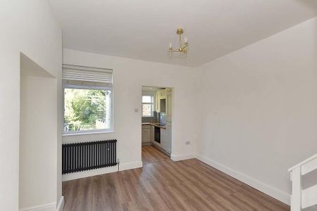 2 bedroom terraced house to rent - Photo 5