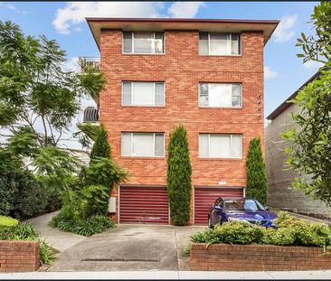 GREAT CONVENINET LOCATION , - Photo 3