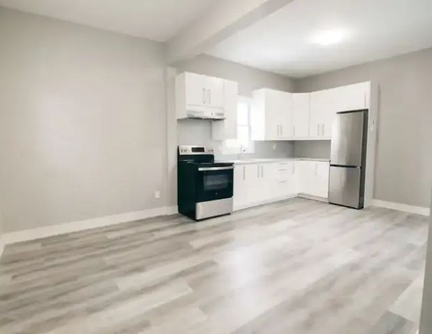 80 Page St - 2 | 80 Page St -, St. Catharines - Photo 1
