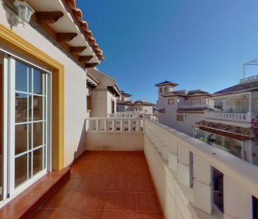 Chalet adosado en alquiler, C/ Castillo San Roque - Residencial Pla... - Photo 1