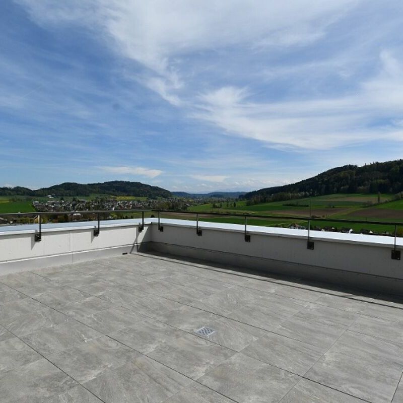 Exklusives Terrassenhaus mit traumhafter Fernsicht - Photo 1