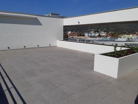 HELLE FREUNDLICHE 2-ZIMMERWOHNUNG MIT SÜDLOGGIA IM NEUEN INNOVATIVEN STADTTEIL REININGHAUS - Photo 4