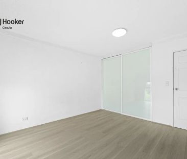 “Bright & Modern 2 Bedroom Apartment” - Photo 5