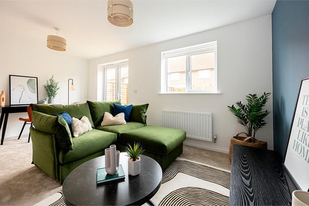 3 bedroom semi-detached house to rent - Photo 1