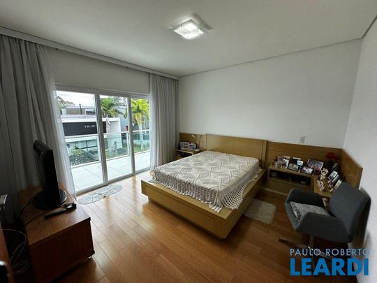 Casa Em Condomínio - Foto 1