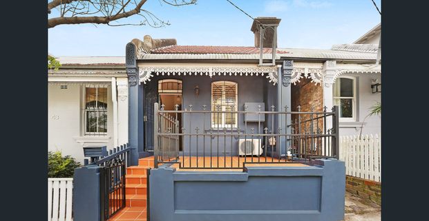 A charming two-bedroom home in the heart of Leichhardt - Photo 1