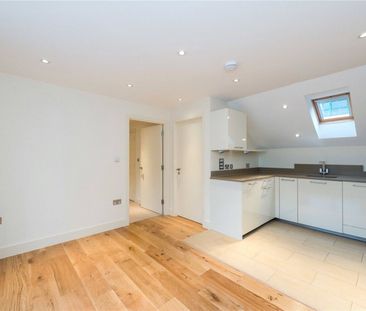 1 Bedroom Apartment, Gower Mews, Bloomsbury, WC1E - Photo 2