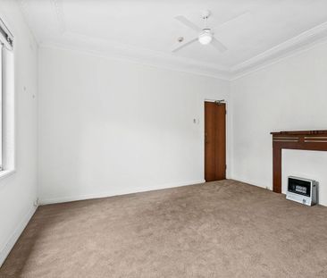 8/64 Lavender Street, Lavender Bay - Photo 2