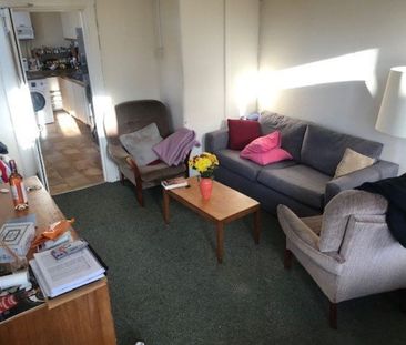 Cowley Road, East Oxford, Oxford - Photo 1