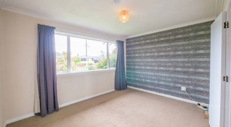 Charming 3-Bedroom Brick Home - Photo 3