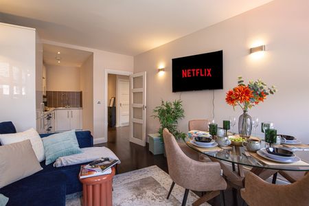 2 Bed Flat, Brighton, BN1 - Photo 2