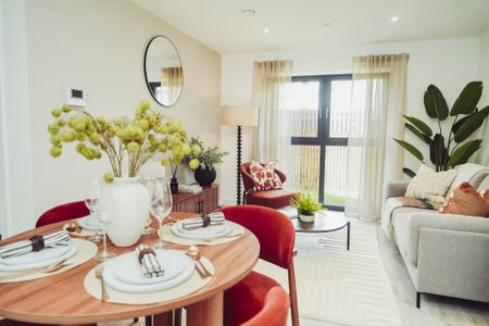 Walton House - Photo 3