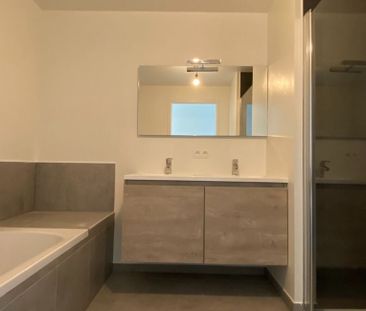 Appartement te huur in Waregem voor € 875 met 2 slaapkamers - Photo 4