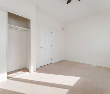 For Lease - 230 Shanly Private, Barrhaven, Ontario - Photo 6