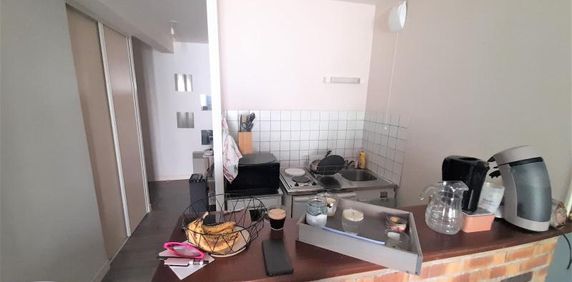 Location Appartement 1 pièce 25m² LIMOGES 87000 - Photo 2
