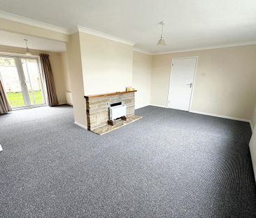 3 bedroom semi-detached house to rent - Photo 3