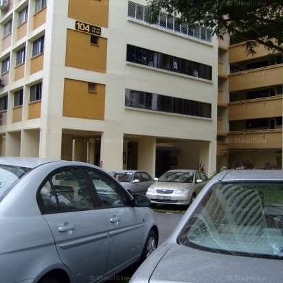 Blk 104 Jalan Rajah (Toa Payoh), HDB 4 Rooms - For Rent - Photo 1