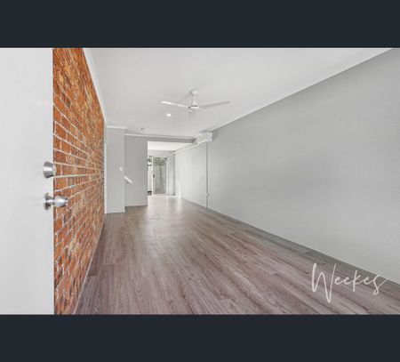 2/56 Burnett Street, Bundaberg South, Qld 4670 - Photo 3
