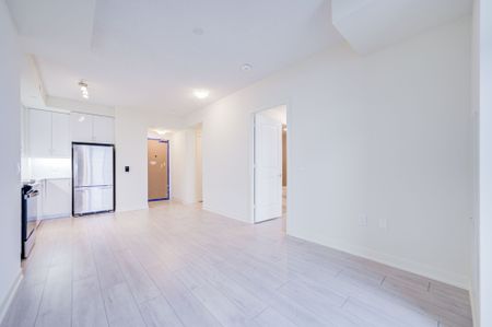 For Lease - 38 Annie Craig Drive Unit# 3903, Toronto, Ontario - Photo 5