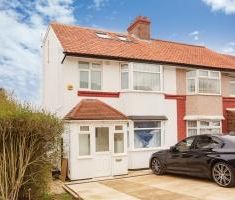 1 bedroom in a house share to rent - Photo 5