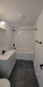 Beau logement 3 1/2 a loué, libre 1er Janvier. Montreal (Pointe-Aux-Trembles) - Photo 3