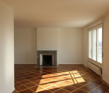 Spacious accommodation in the city center of Fribourg! - Photo 2