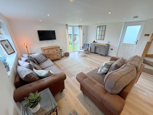 2 bedroom detached house to rent - Photo 1