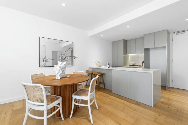 Rockpool Apartments - Contemporary Coastal Living - Lift Access - Photo 1