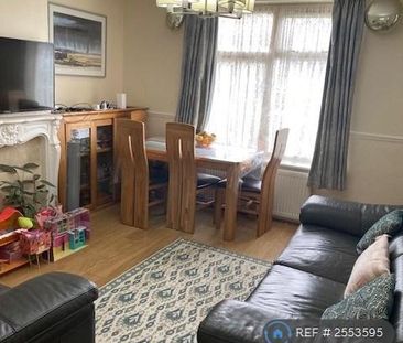 2 bedroom end of terrace house to rent - Photo 2