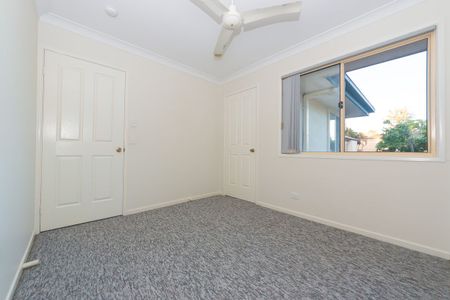 Included internet and water - Photo 5