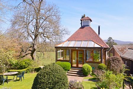 Gate Street, Bramley, Guildford, Surrey, GU5 - Photo 2