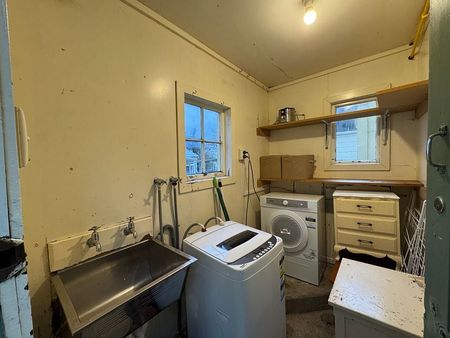 Beautiful 1 bedroom apartment in Mt VIC - Photo 5