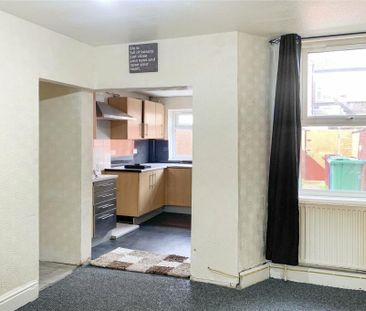 3 Bed Terraced House, Hartington Street, M14 - Photo 6