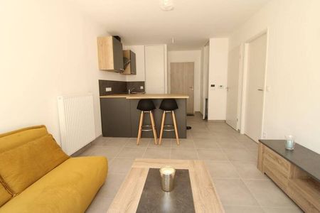 Appartement 2 pièces - - Photo 2