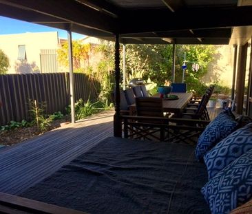 Scarborough - Photo 1