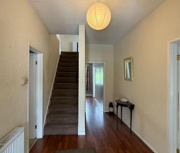 4 bedroom detached house to rent - Photo 2