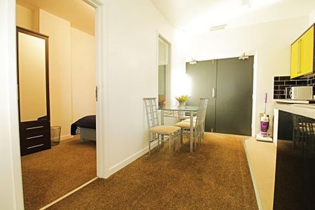 1 bedroom flat to rent - Photo 5