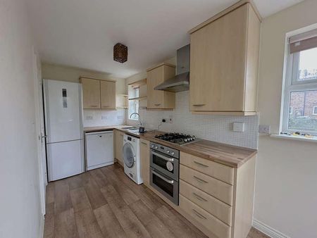 Dobede Way, Soham, Ely, Cambridgeshire, CB7 - Photo 5