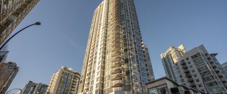 Aquarius Towers 1, 2 & 3 | 1199 Marinaside Crescent, Vancouver - Photo 1