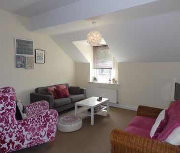 2 bedroom apartment to rent - Photo 2