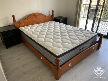 Furnished 2-bedroom Apartment at Garden City, Upper Mt Gravatt - Photo 4