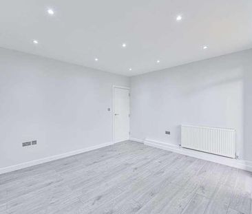 Kingswood Estate, Sydenham, SE21 - Photo 4