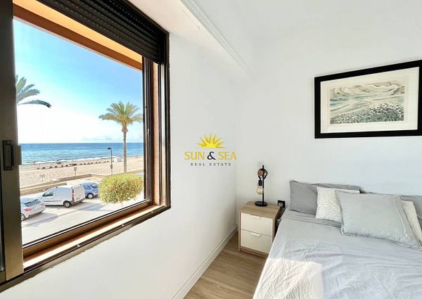 APARTMENT FOR RENT ON THE FIRST LINE OF THE BEACH IN CAMPELLO - ALICANTE