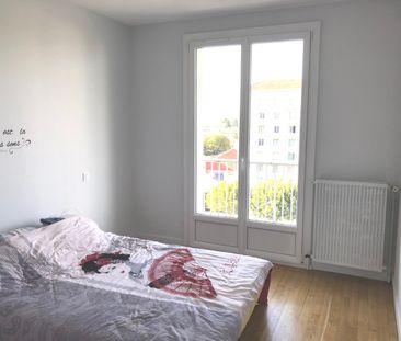Location Appartement 3 pièces 61m² ROMANS SUR ISERE 26100 - Photo 3