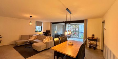 Appartement te huur in Genk voor € 950 met 2 slaapkamers - Photo 2