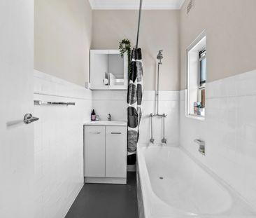 7/19 William Street, Marrickville NSW 2204 - Apartment For Rent | D... - Photo 2