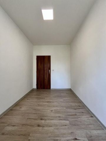 Pronájem bytu 3+kk 47 m2 - Fotografie 3
